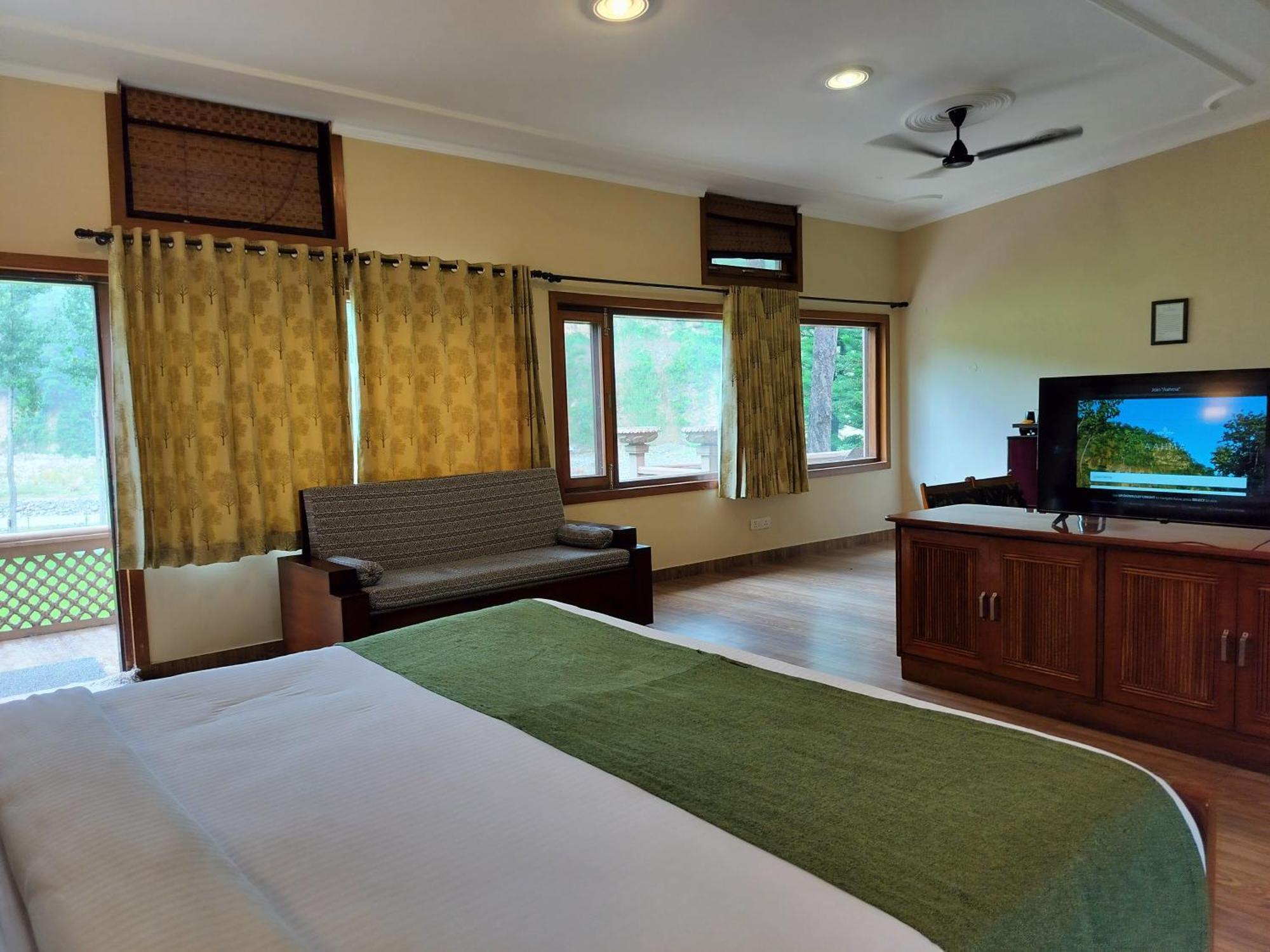 Bel-La Monde Hotel "Riverside" - Jim Corbett Garjia Exterior foto
